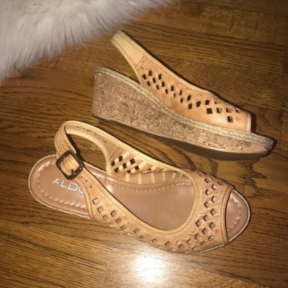 Aldo leather sling back espadrille wedge heels 39